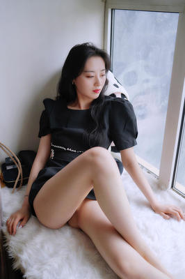 她的床单场景无码版
